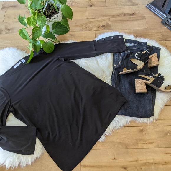 👕SUSANA GRAVER - Knit Bateau Neck Top - Picture 5 of 5